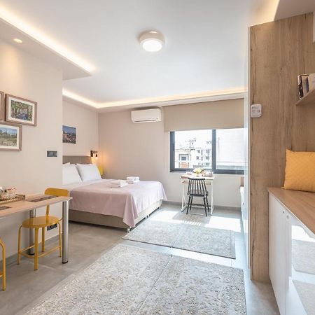 ✰Bright, Renovated, Spacious And Cosy Studio✰ Apartment Athena Bagian luar foto