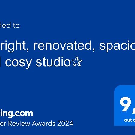 ✰Bright, Renovated, Spacious And Cosy Studio✰ Athena Bagian luar foto