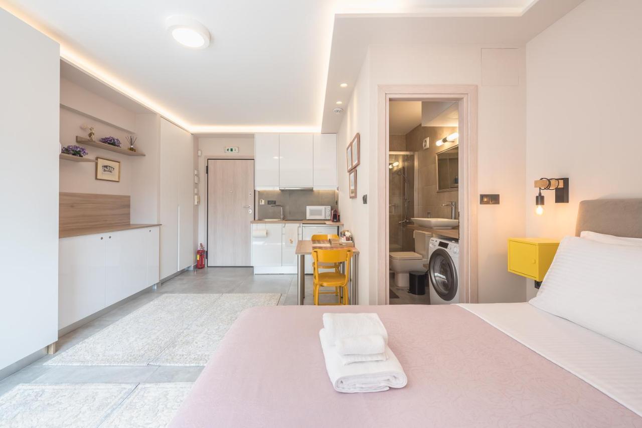 ✰Bright, Renovated, Spacious And Cosy Studio✰ Apartment Athena Bagian luar foto