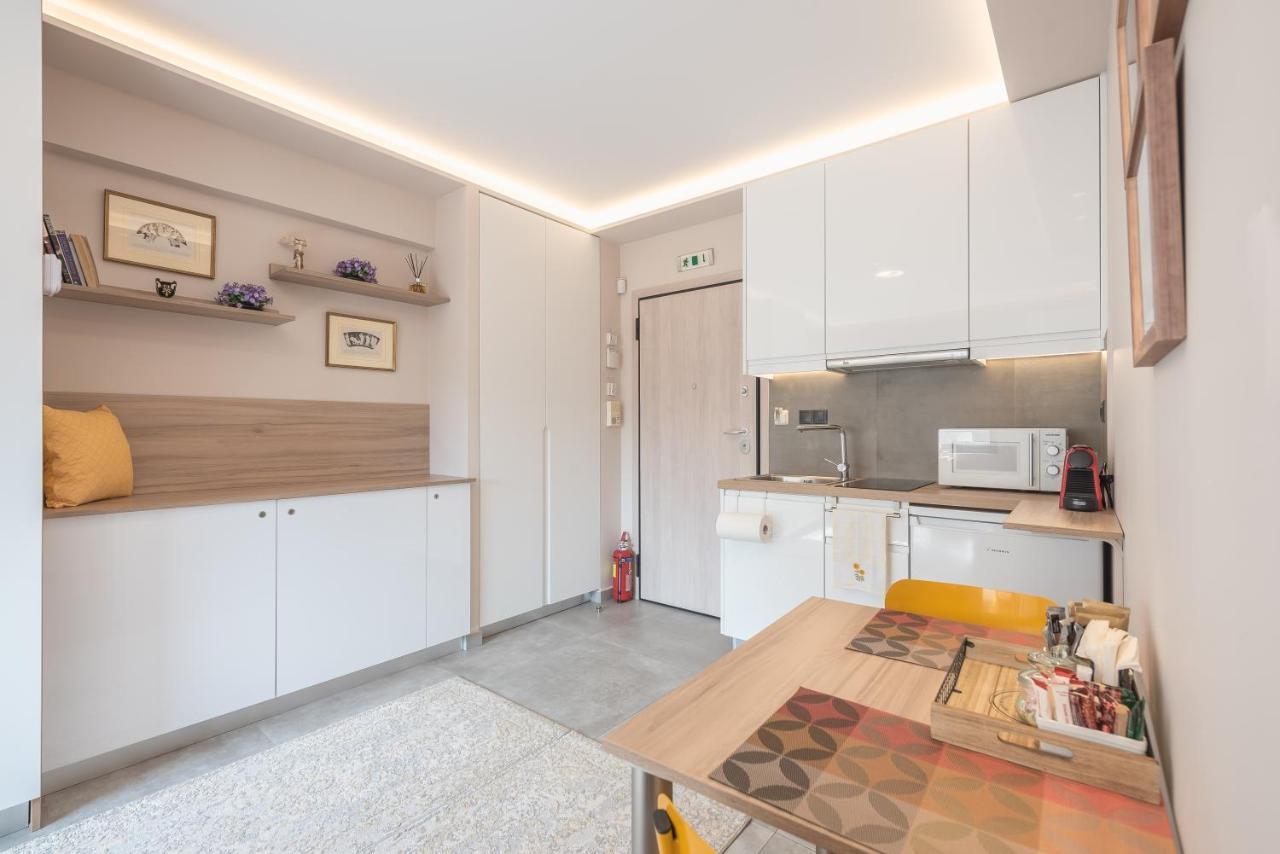 ✰Bright, Renovated, Spacious And Cosy Studio✰ Apartment Athena Bagian luar foto