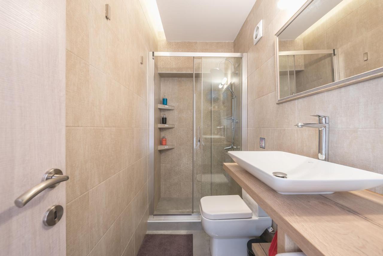 ✰Bright, Renovated, Spacious And Cosy Studio✰ Athena Bagian luar foto